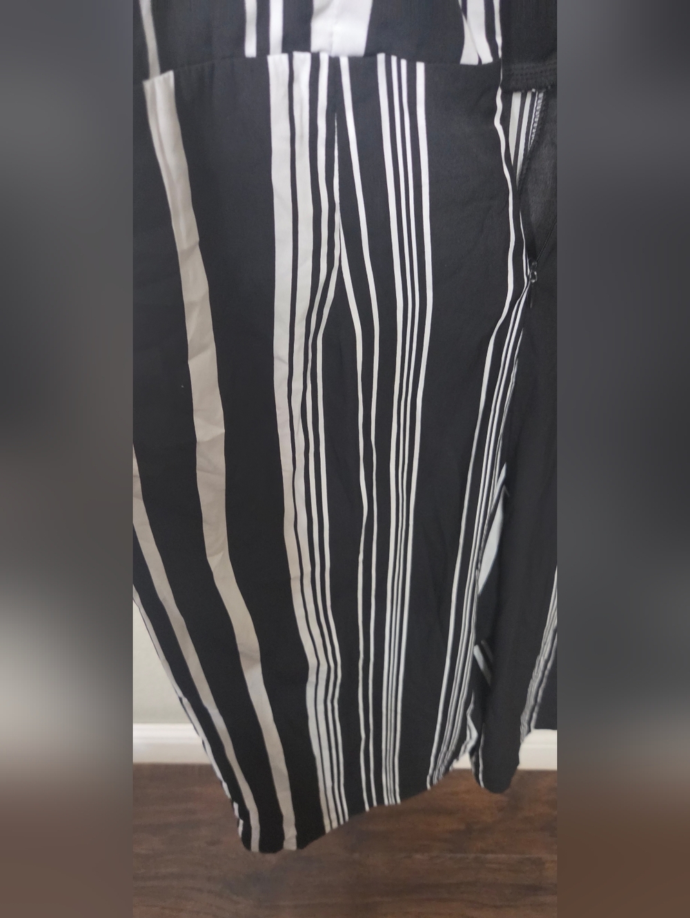 SPENSE Black & White Striped Sleeveless Faux Wrap CROP JUMPSUIT Size 8 - Picture 4 of 9